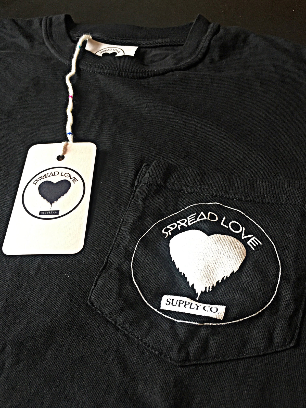 Spread Love Long Sleeve Pocket Tee Original (Black)
