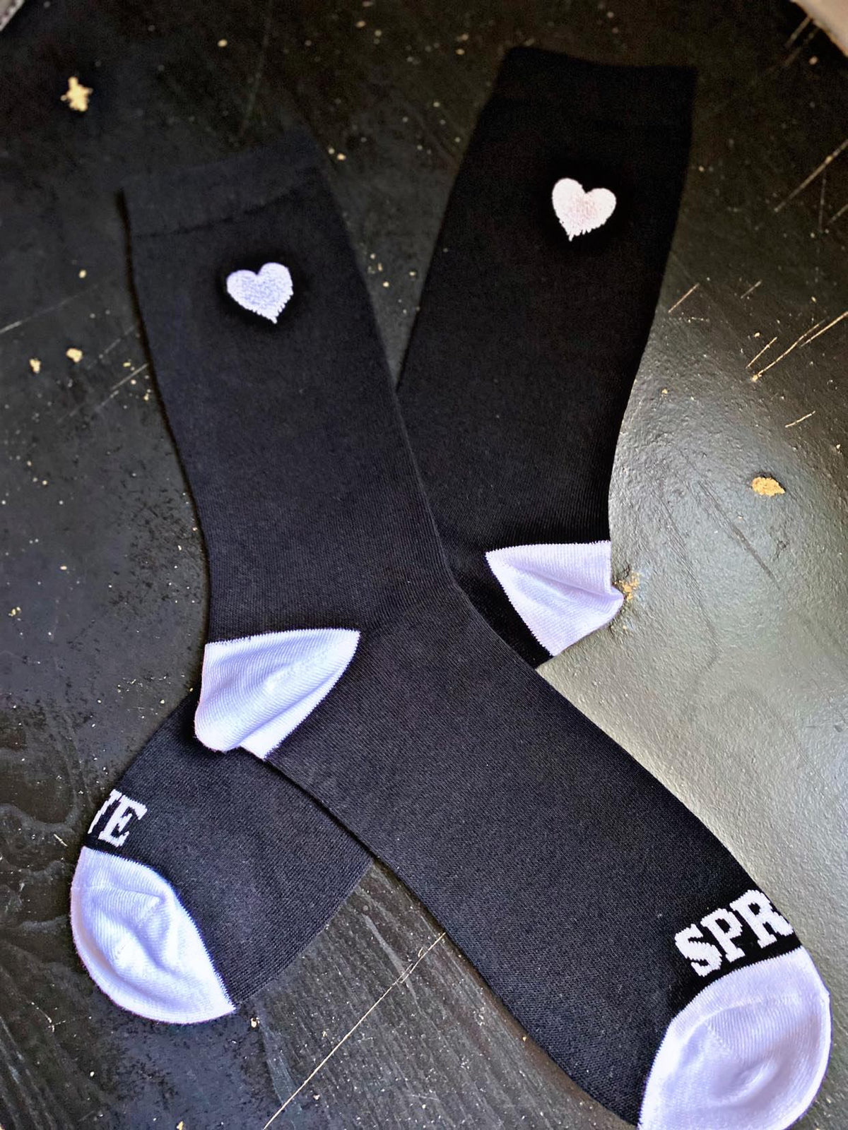 Women&#39;s Spread Love Crew Socks