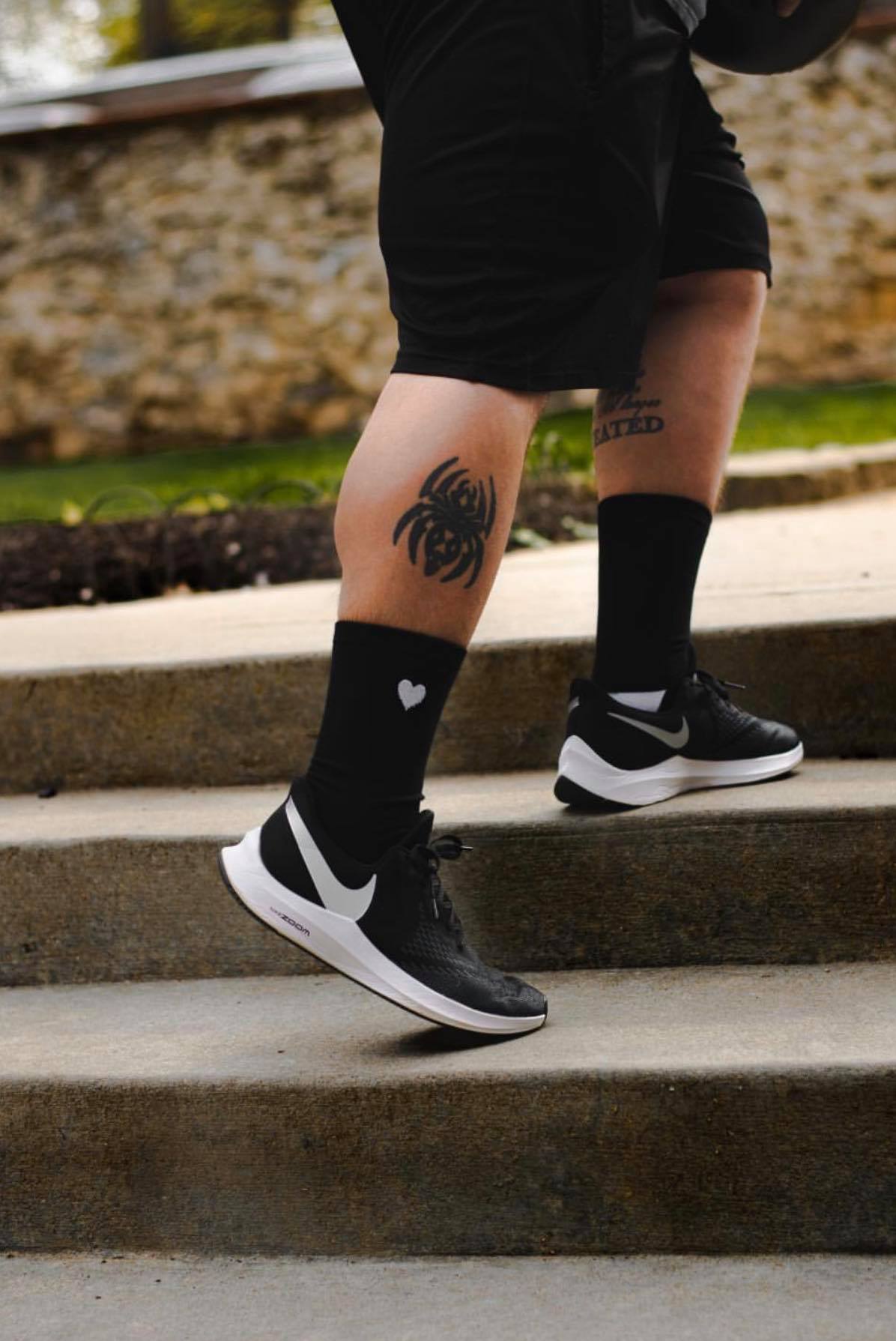 Women&#39;s Spread Love Crew Socks