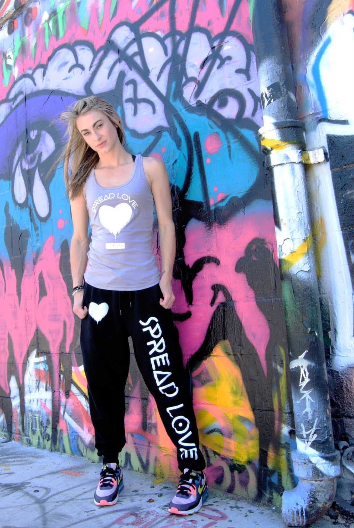 Spread Love Women's Big Logo Tank Top